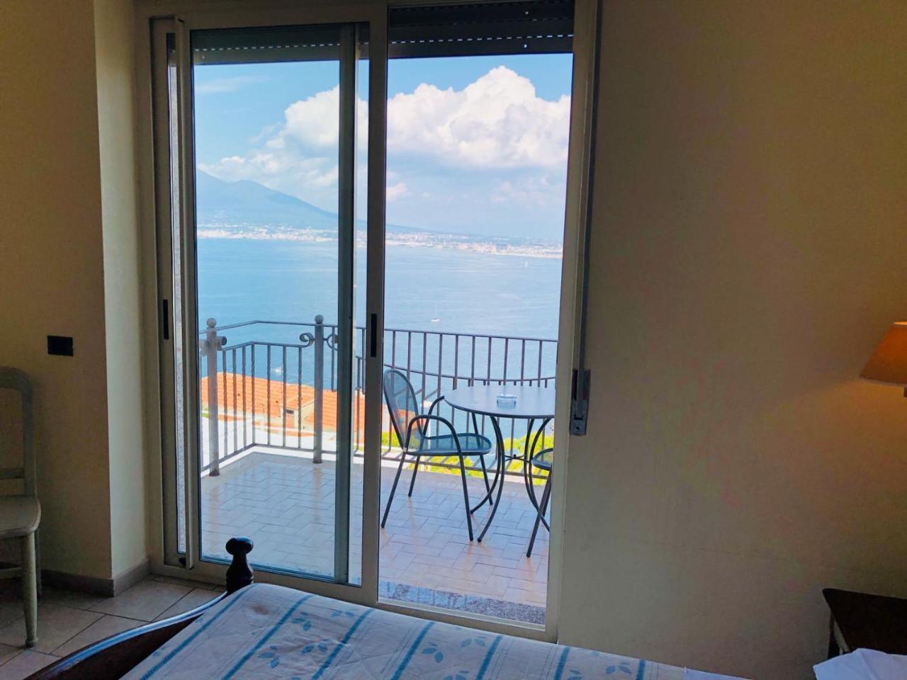 Hotel Elisabetta กาสเตลลัมมาเร ดิ สตาเบีย ภายนอก รูปภาพ
